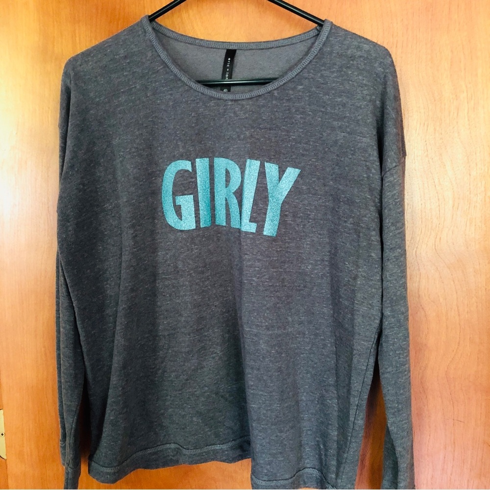 🛍️ Gray Long Sleeve 'Girly' Top